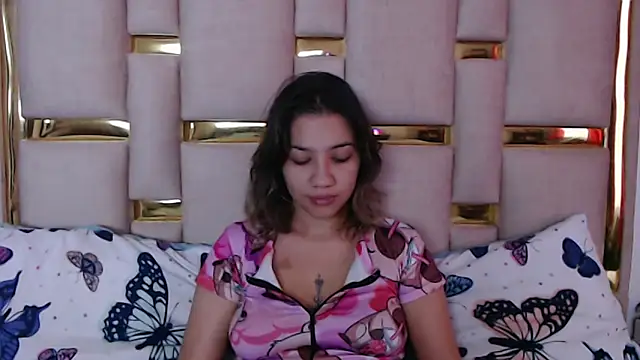 nina carther online show from 12, 11, 2025