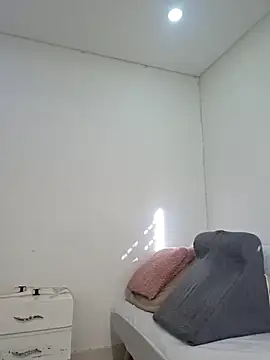 Snapshot of Anal_Luucia chatting on 15, 5, 2026 Anal Luucia online show from 15, 5, 2026