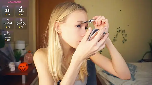 LynetBurby online show from 27, 10, 2025