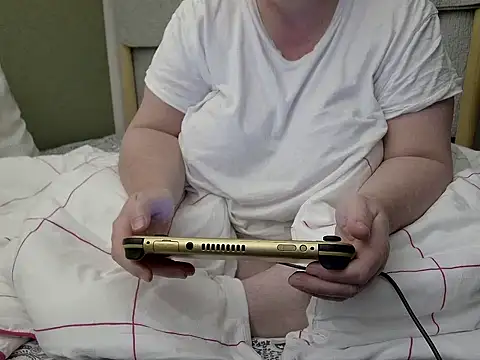 MarthaBriest online show from 14, 11, 2025