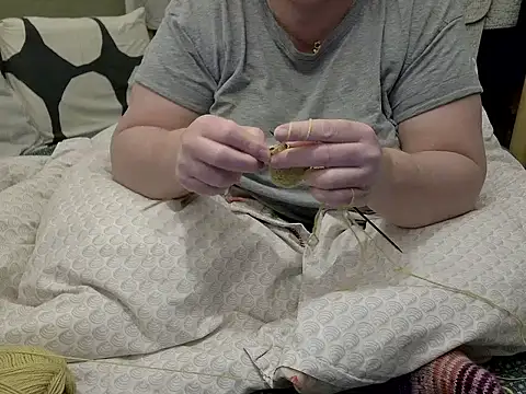 Snapshot of MarthaBriest chatting on 14, 2, 2026 MarthaBriest online show from 14, 2, 2026