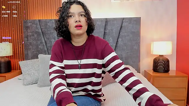 pretty sunlight  online show from 25, 1, 2025