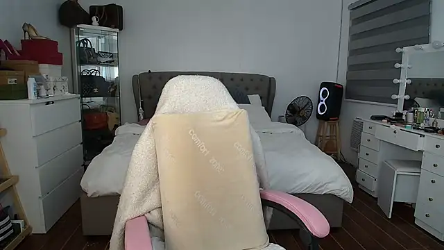 aya saki online show from 10, 1, 2026