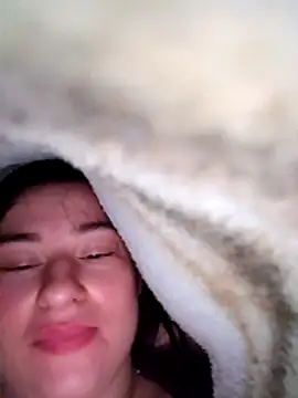 Snapshot of YuliannaFox chatting on 6, 2, 2025 YuliannaFox online show from 6, 2, 2025