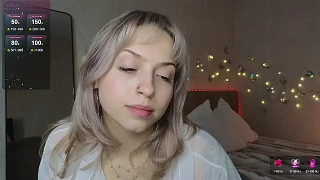 Snapshot of lavenderluxe chatting on 5, 2, 2025 lavenderluxe online show from 5, 2, 2025