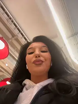 Tisha Busty online show from 7, 3, 2025