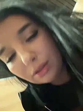 Tisha Busty online show from 17, 12, 2025