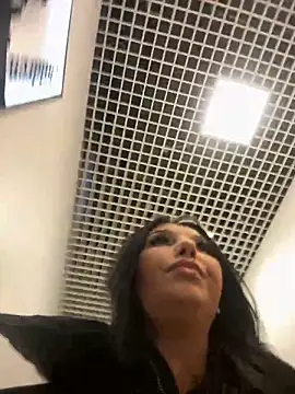 Snapshot of Tisha_Busty chatting on 18, 1, 2026 Tisha Busty online show from 18, 1, 2026