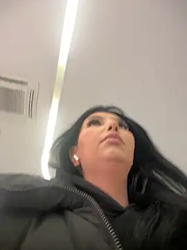 Snapshot of Tisha_Busty chatting on 8, 2, 2026 Tisha Busty online show from 8, 2, 2026