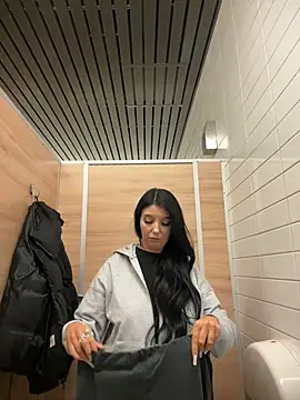 Snapshot of Tisha_Busty chatting on 22, 2, 2026 Tisha Busty online show from 22, 2, 2026