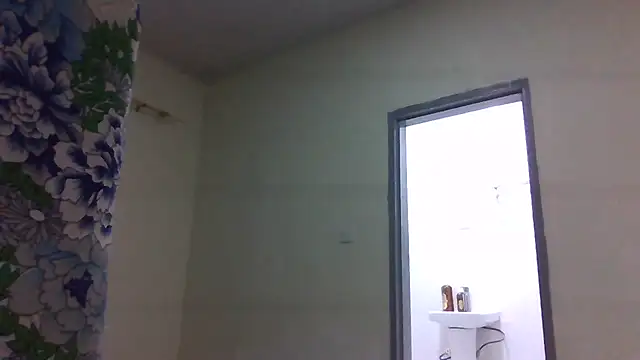 Snapshot of sweets_80 chatting on 24, 7, 2026 sweets 80 online show from 24, 7, 2026