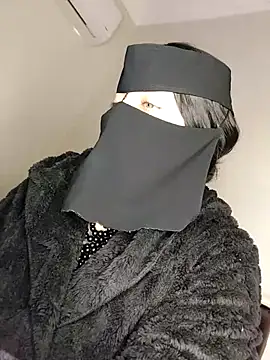 -Arab milf- online show from 10, 2, 2025