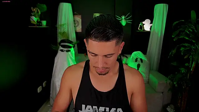 Aaronfox x online show from 10, 10, 2025