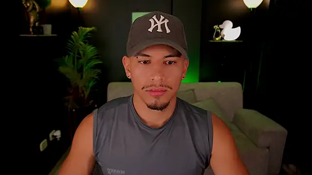 Aaronfox x online show from 3, 11, 2025