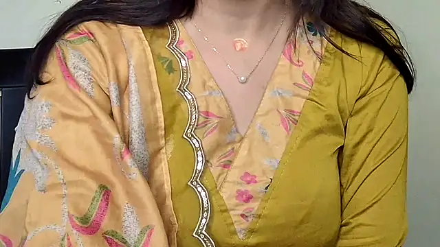 MIss-Naina online show from 27, 11, 2025