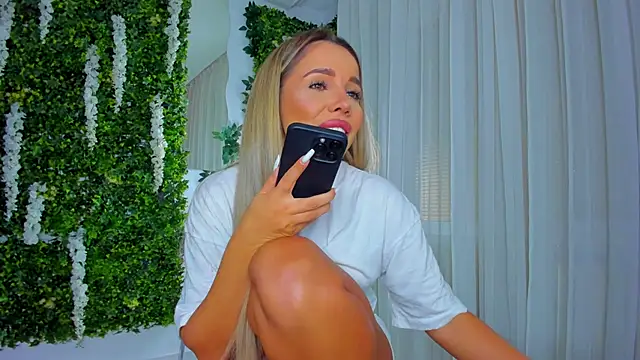 VivienCarter online show from 8, 10, 2025