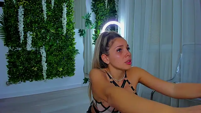 VivienCarter online show from 21, 10, 2025