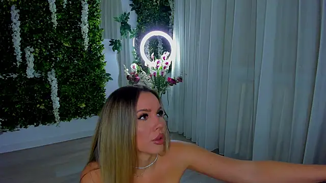 VivienCarter online show from 6, 2, 2026