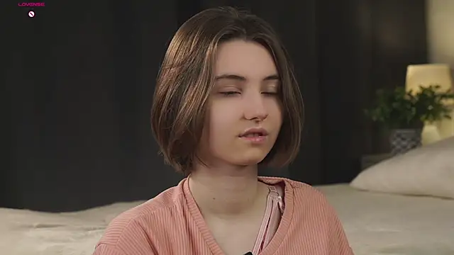 MeghanElson online show from 4, 3, 2026