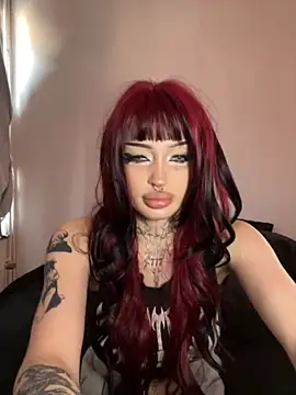 madelinexx online show from 4, 10, 2025