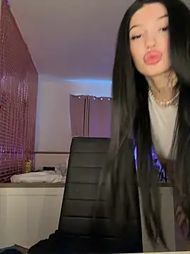 Snapshot of madelinexx chatting on 9, 1, 2026 madelinexx online show from 9, 1, 2026