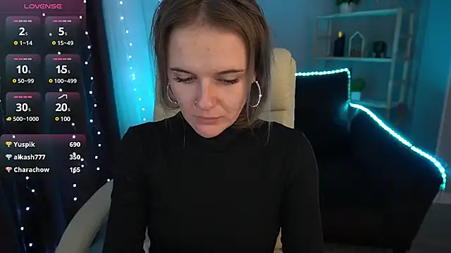 Snapshot of MaribelRiverr_ chatting on 1, 1, 2025 MaribelRiverr online show from 1, 1, 2025