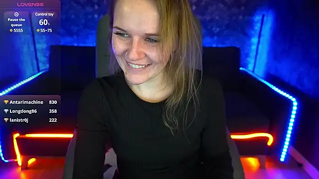 Snapshot of MaribelRiverr_ chatting on 2, 2, 2025 MaribelRiverr online show from 2, 2, 2025