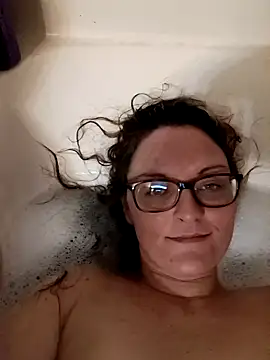 Snapshot of Harley428 chatting on 23, 2, 2025 Harley428 online show from 23, 2, 2025