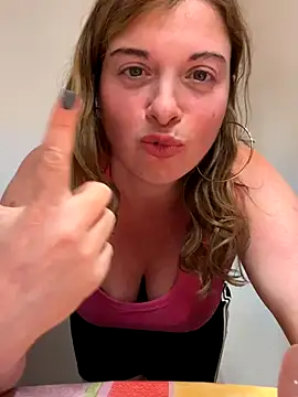 Lombada online show from 7, 10, 2025