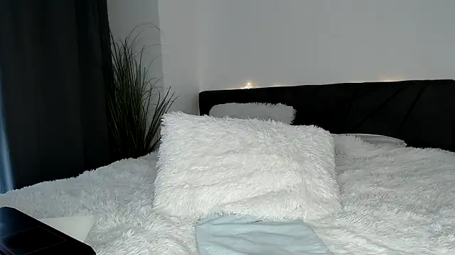 ElizabethAC online show from 19, 11, 2025