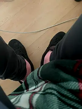 louiv93000 online show from 6, 1, 2026