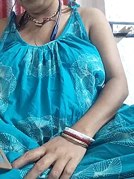 Snapshot of miss-Riy chatting on 8, 5, 2026 miss-Riy online show from 8, 5, 2026