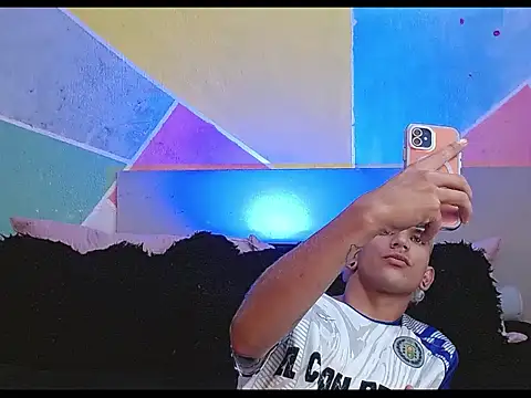 tylor boy online show from 22, 2, 2026