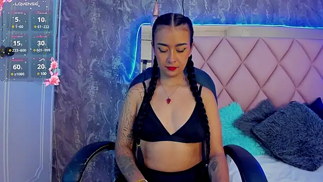 AntonellaQueenn online show from 9, 2, 2025