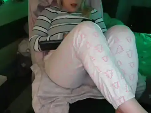 LaRa forU online show from 21, 12, 2024