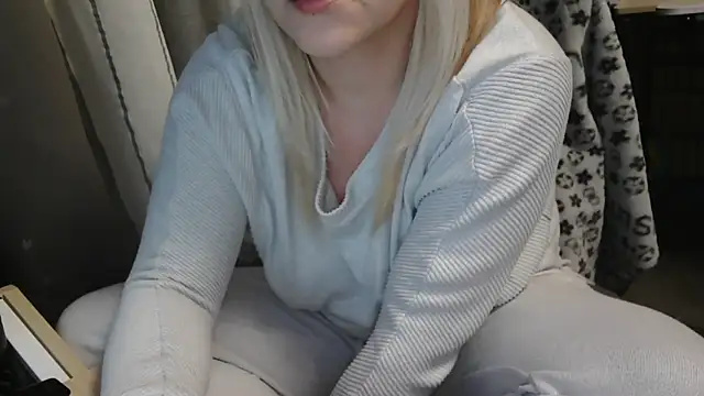 LaRa forU online show from 8, 2, 2025