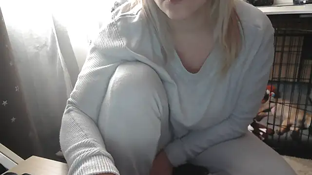 LaRa forU online show from 9, 2, 2025