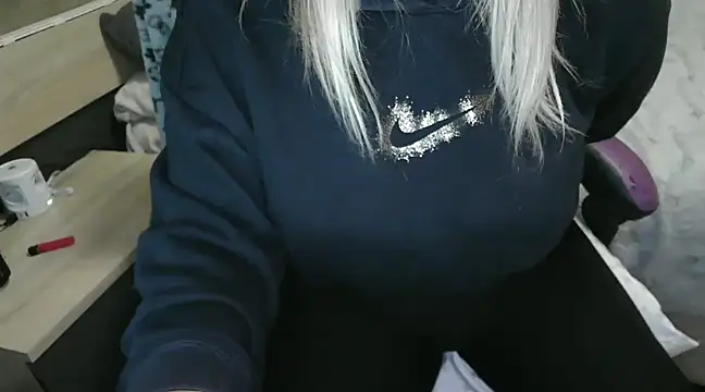 LaRa forU online show from 3, 3, 2025