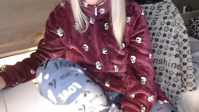 LaRa forU online show from 23, 11, 2025