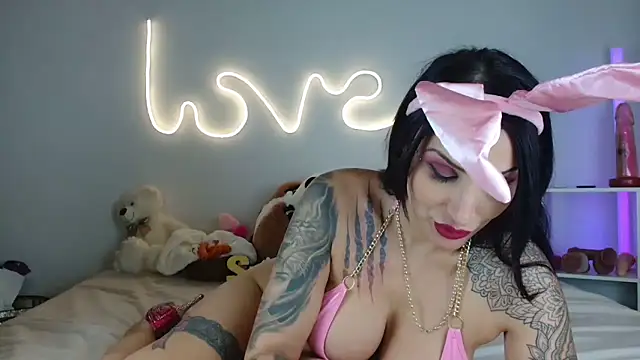 JuliaVegaOff online show from 30, 3, 2026