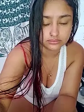 Snapshot of sariitha_sw chatting on 12, 5, 2026 sariitha sw online show from 12, 5, 2026