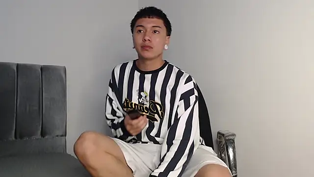 alex-lover online show from 11, 10, 2025