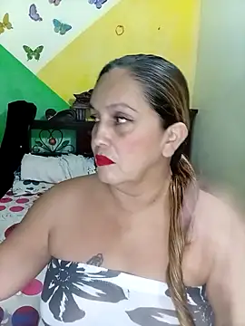 mom son dirty online show from 19, 4, 2026