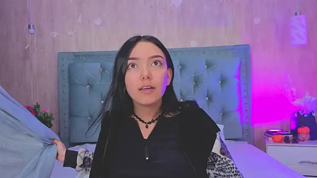 Marcelaa fox online show from 8, 11, 2025