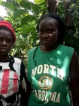 Black juicy24 online show from 25, 1, 2025