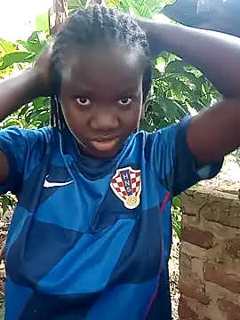 Black juicy24 online show from 30, 1, 2025