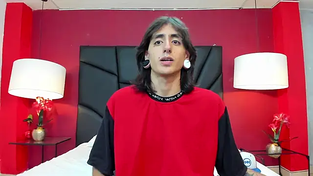 Snapshot of Matthew_Dixonn chatting on 3, 12, 2024 Matthew Dixonn online show from 3, 12, 2024