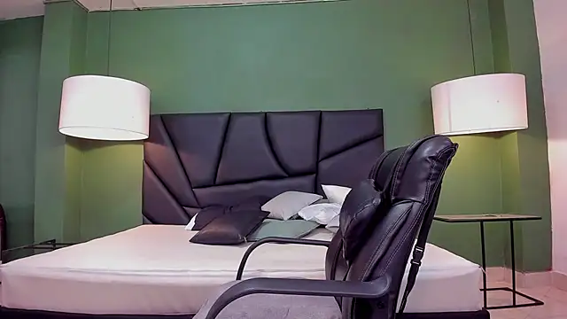 Snapshot of Matthew_Dixonn chatting on 19, 1, 2025 Matthew Dixonn online show from 19, 1, 2025