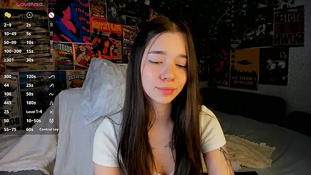 Snapshot of Butterflys1268 chatting on 7, 3, 2025 Butterflys1268 online show from 7, 3, 2025