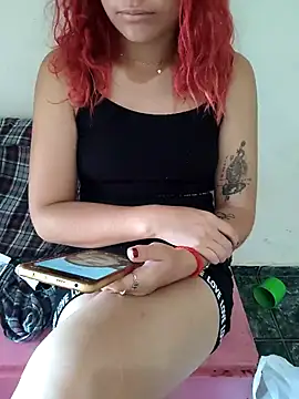 Snapshot of Scarlett-Leh chatting on 19, 2, 2025 Scarlett-Leh online show from 19, 2, 2025